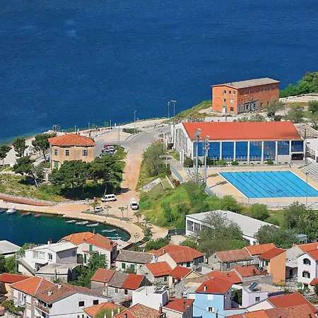 Holiday home Cozy In With Outdoor Swimming Pool Zaboric