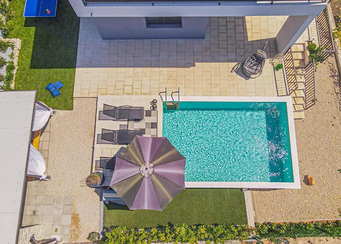 Beautiful In בית נופש